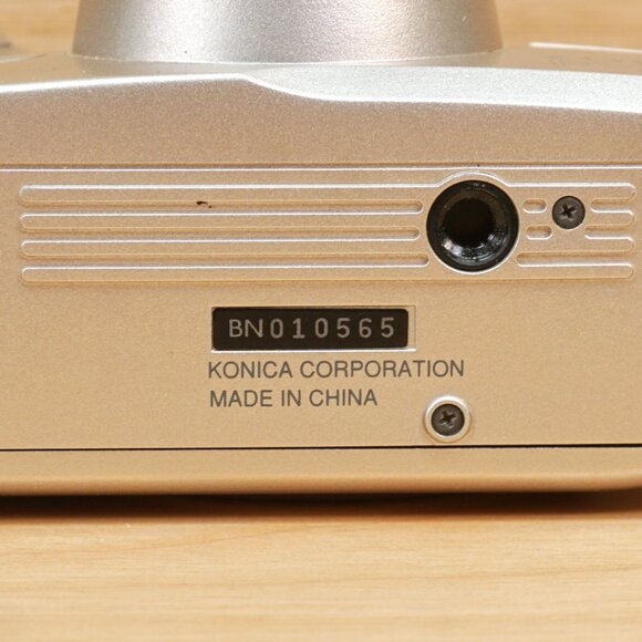 Konica Zoom FX50 35mm Point And Shoot Film Camera - Picture 10 of 11